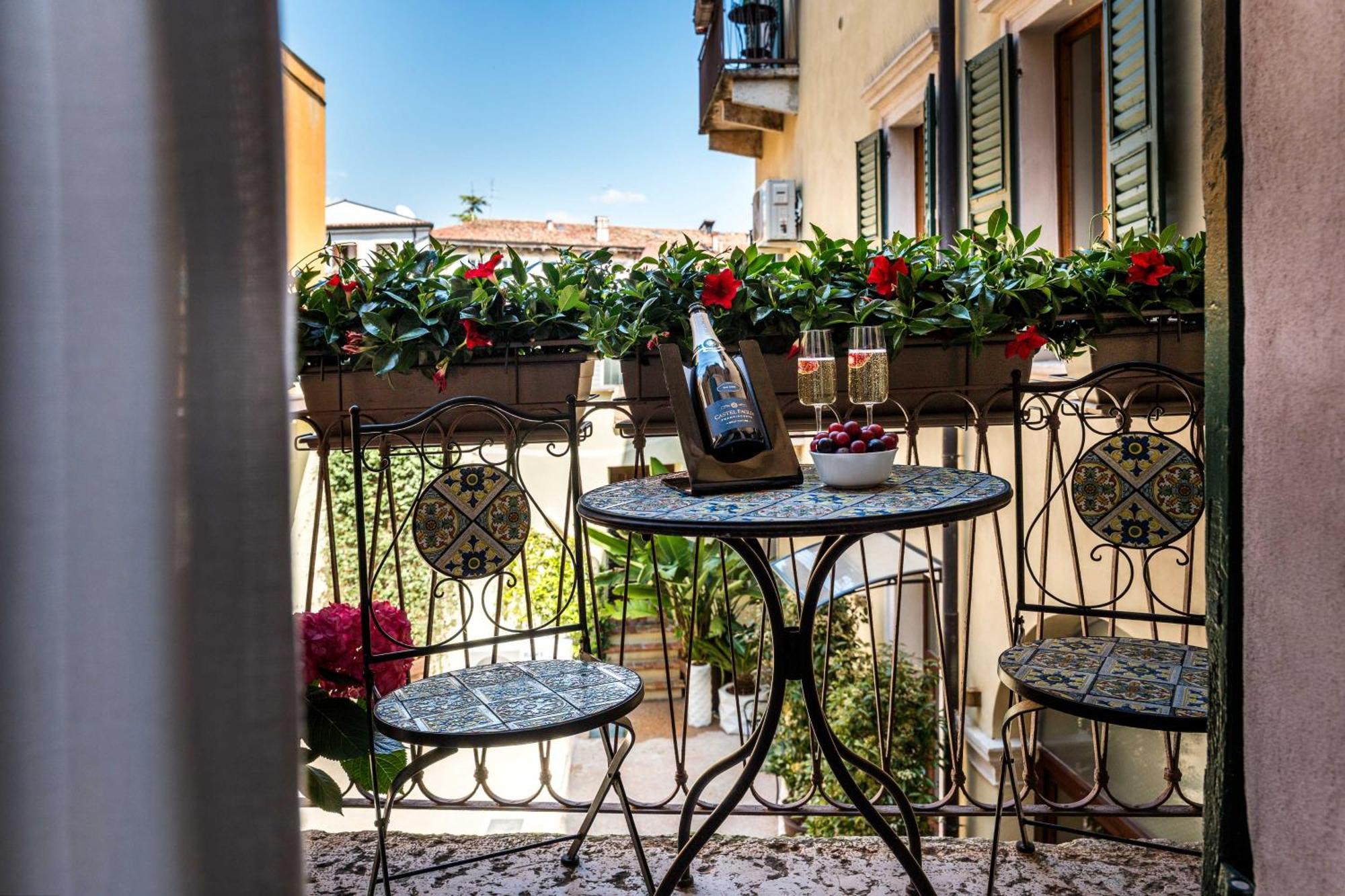 Palazzo Ristori Lägenhet Verona Exteriör bild