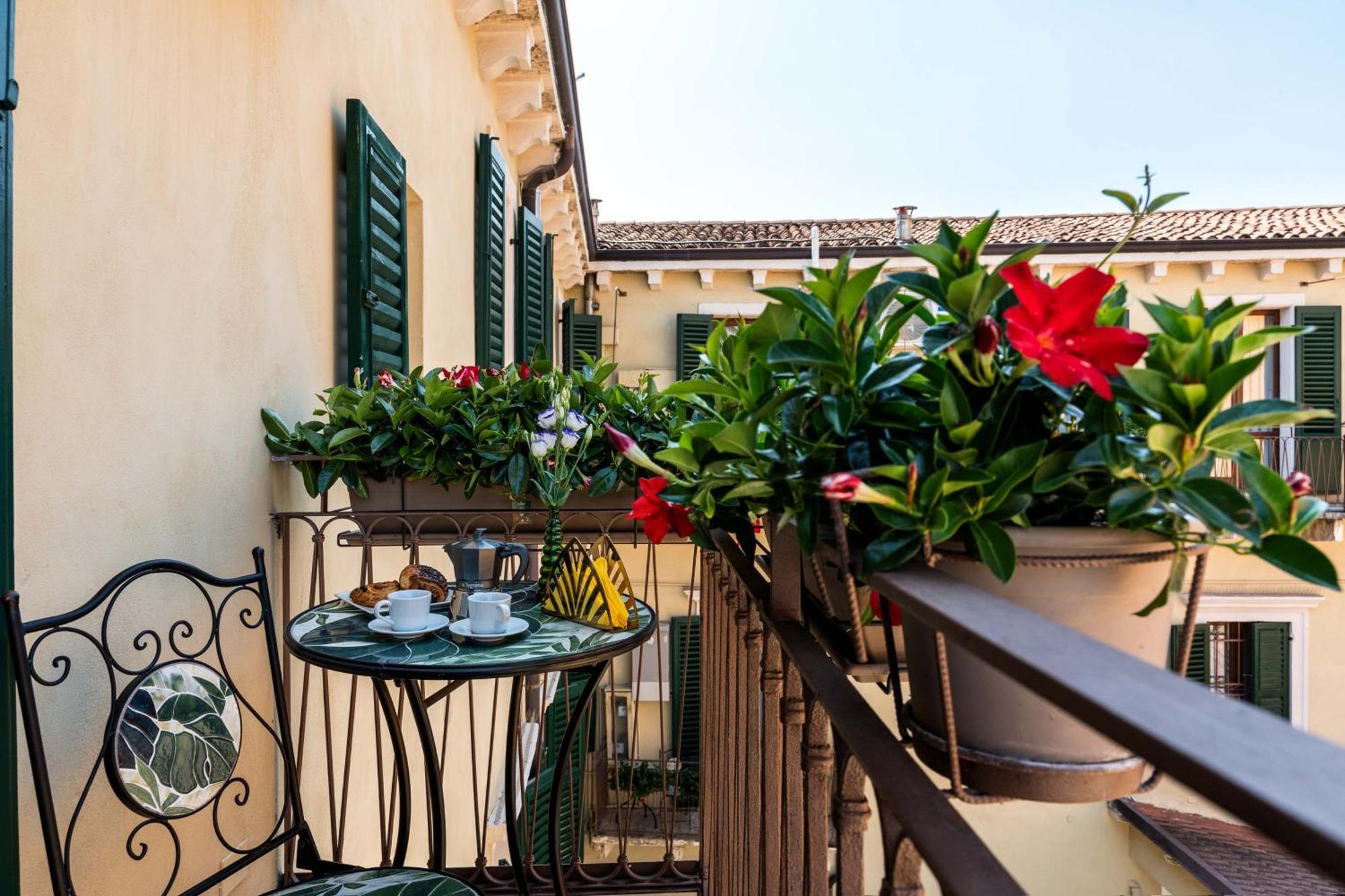 Palazzo Ristori Lägenhet Verona Exteriör bild